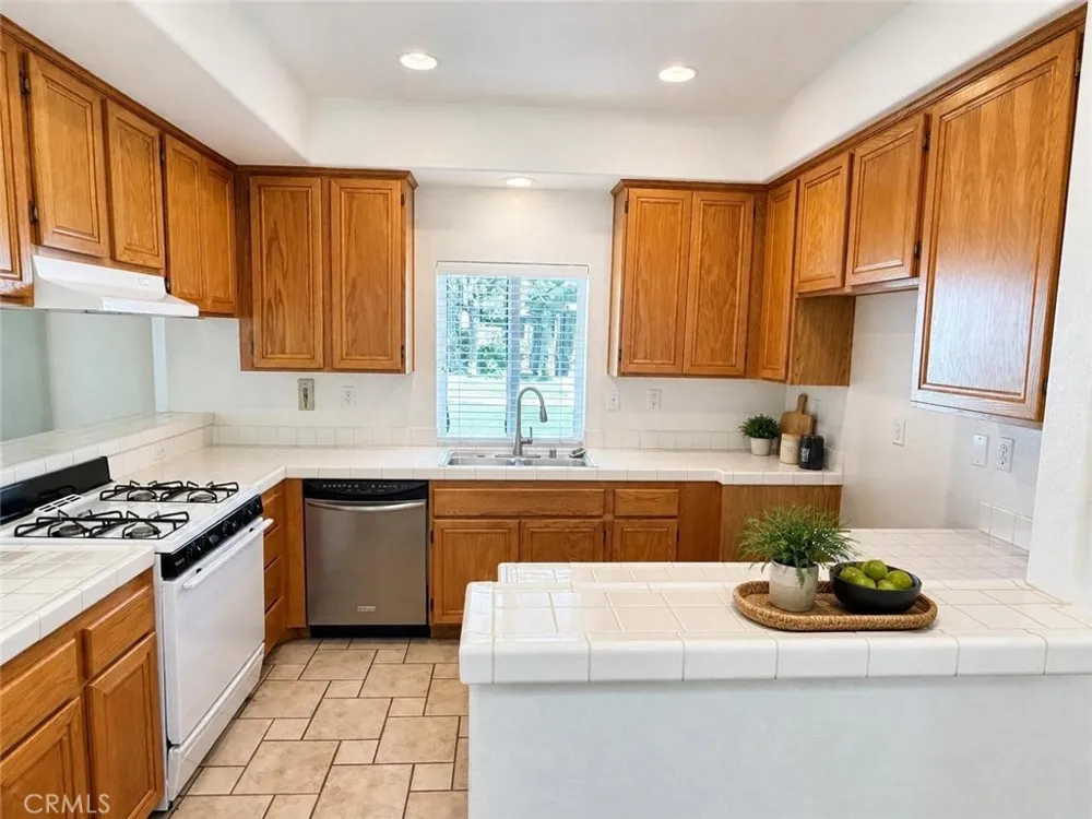 108 Citrus Ranch San Dimas, CA 91773