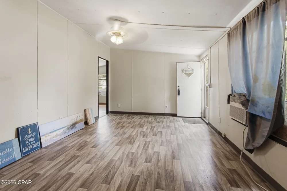 744 Sheffield Avenue Panama City, FL 32401
