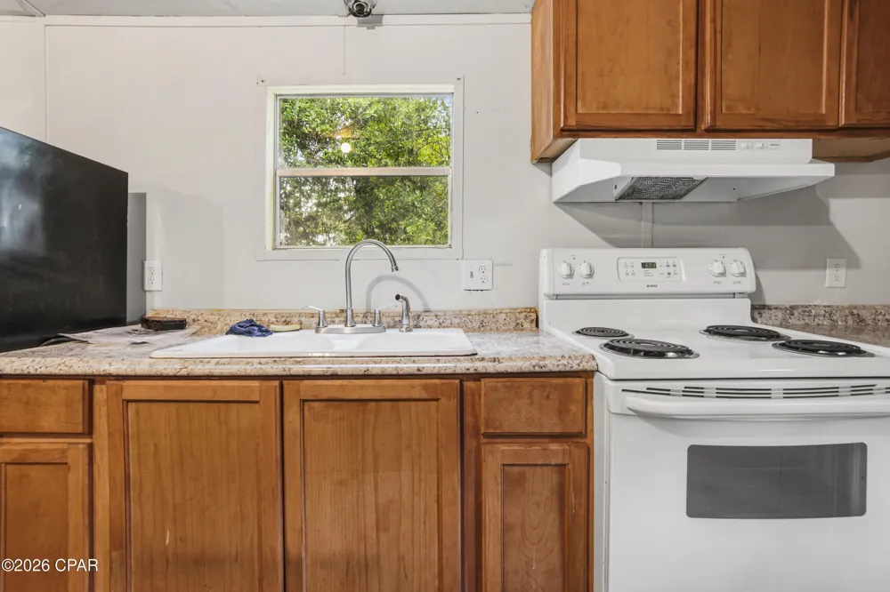 744 Sheffield Avenue Panama City, FL 32401