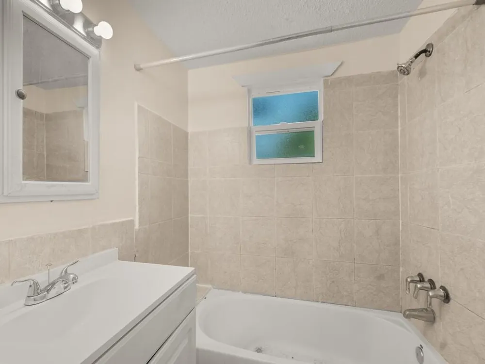 3370 45TH PLACE Vero Beach, FL 32967