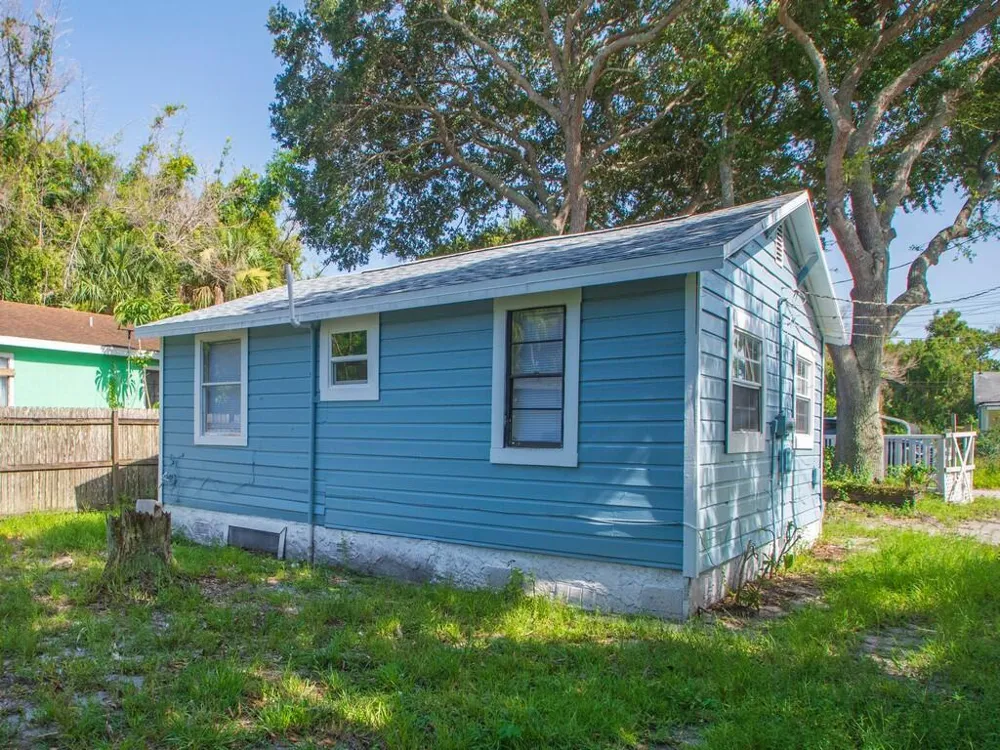 3370 45TH PLACE Vero Beach, FL 32967