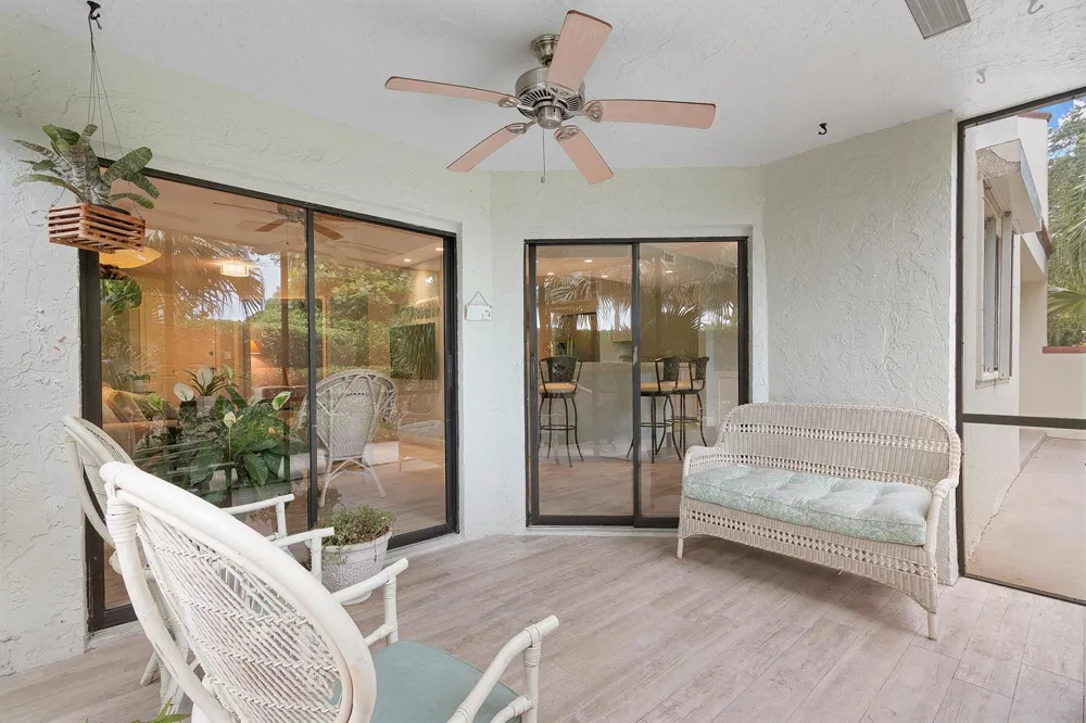 204 SEA OATS DRIVE #D Juno Beach, FL 33408