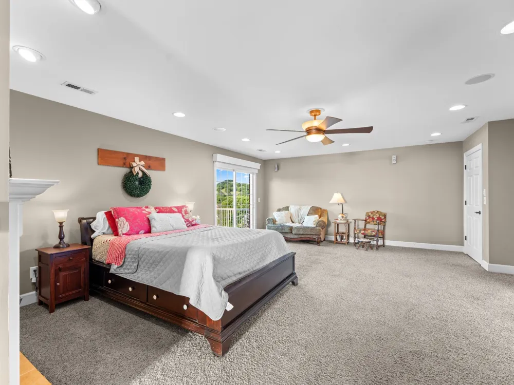 117 Pin Oak Dr Woodbury, TN 37190