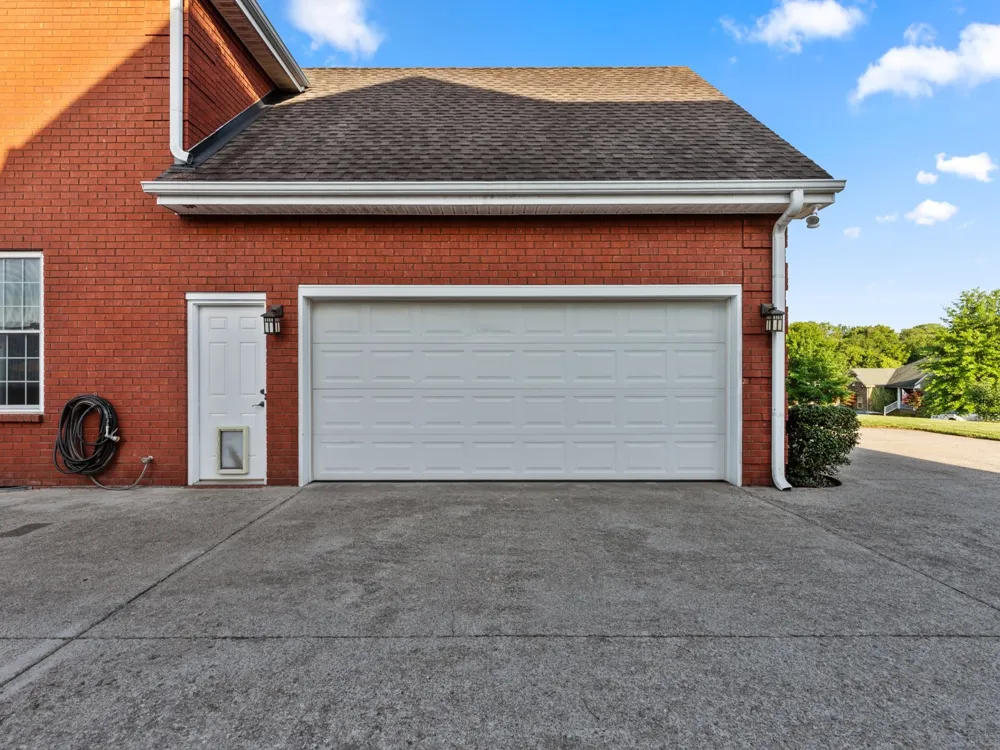 117 Pin Oak Dr Woodbury, TN 37190