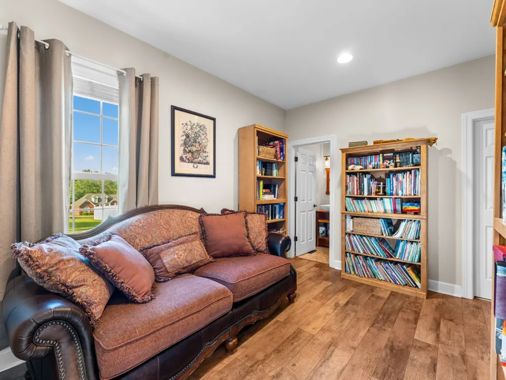 117 Pin Oak Dr Woodbury, TN 37190