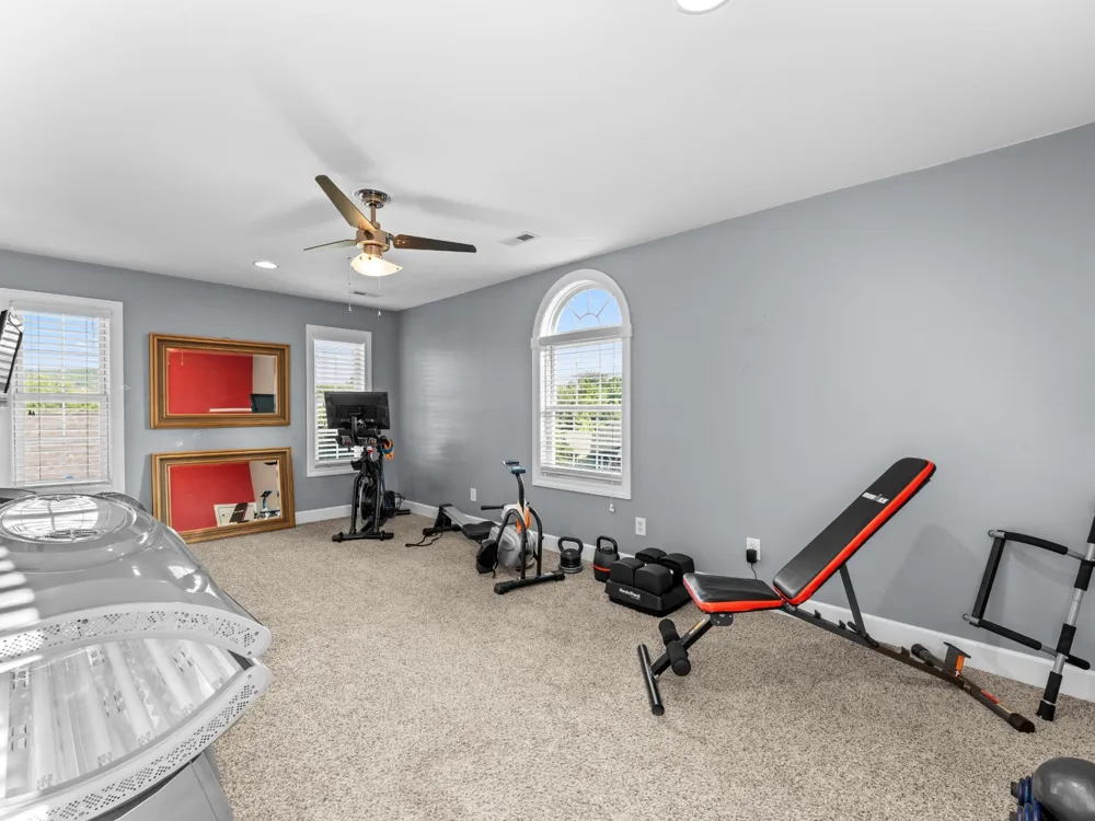 117 Pin Oak Dr Woodbury, TN 37190