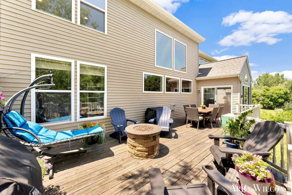 974 Dogwood Meadows Drive SE Ada Township, MI 49301