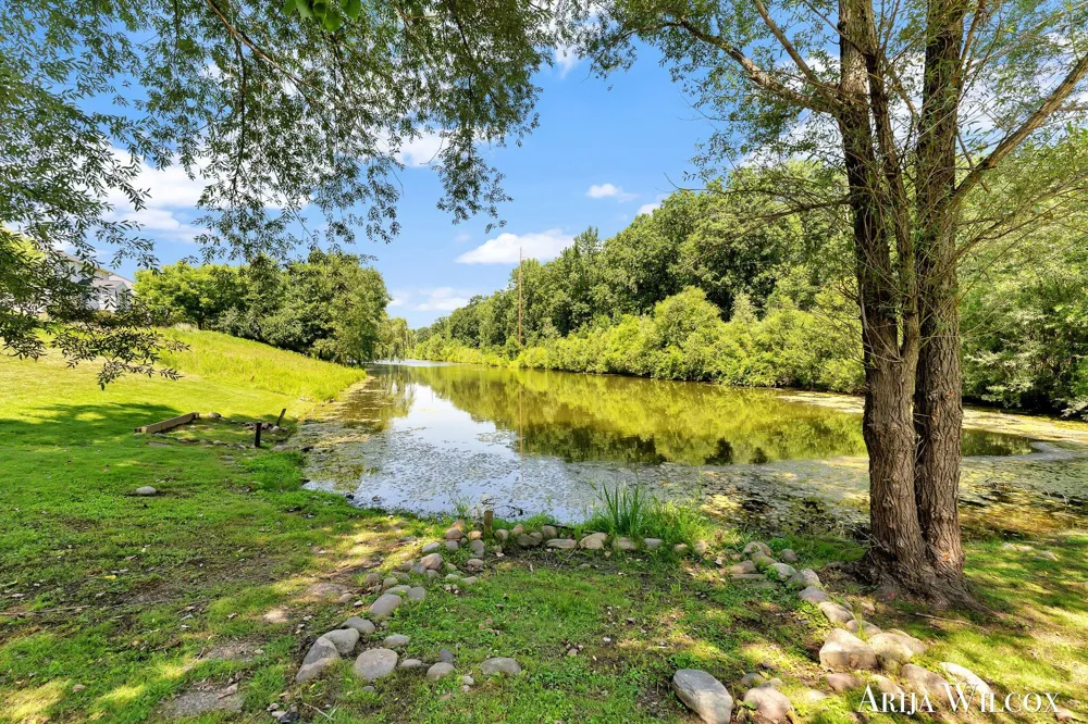 974 Dogwood Meadows Drive SE Ada Township, MI 49301