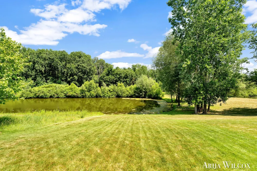 974 Dogwood Meadows Drive SE Ada Township, MI 49301