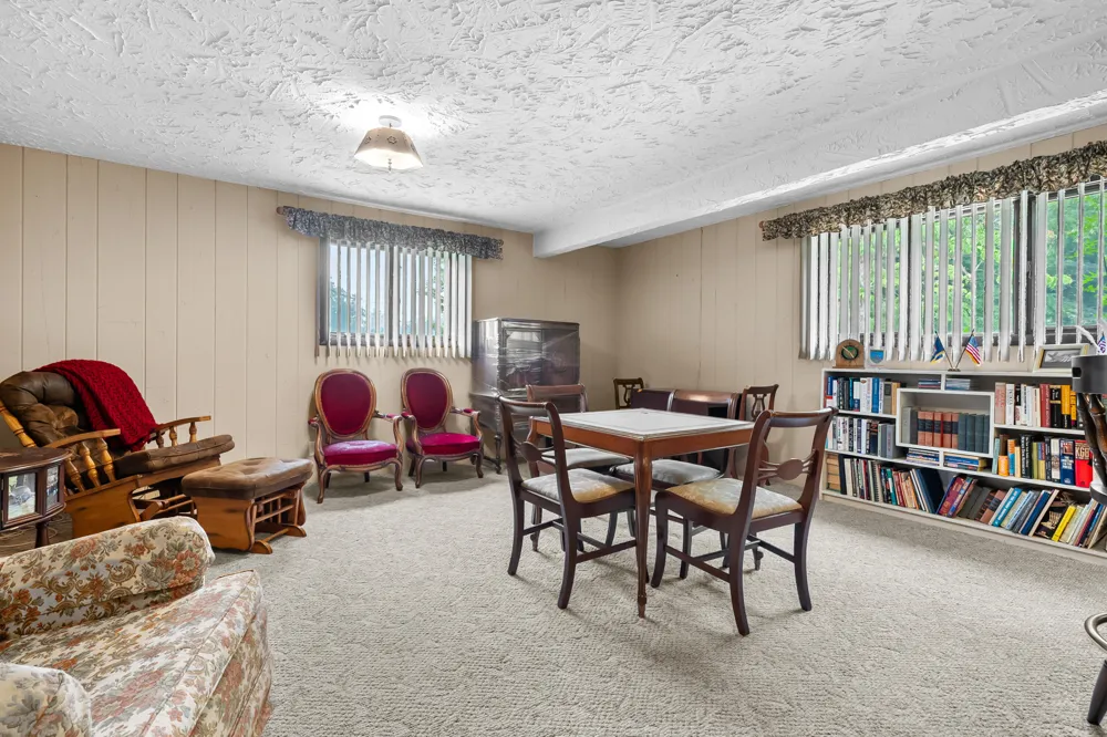 2651 S 4th Street Oshtemo Charter Township, MI 49009