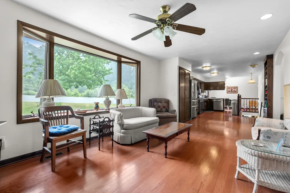 2651 S 4th Street Oshtemo Charter Township, MI 49009