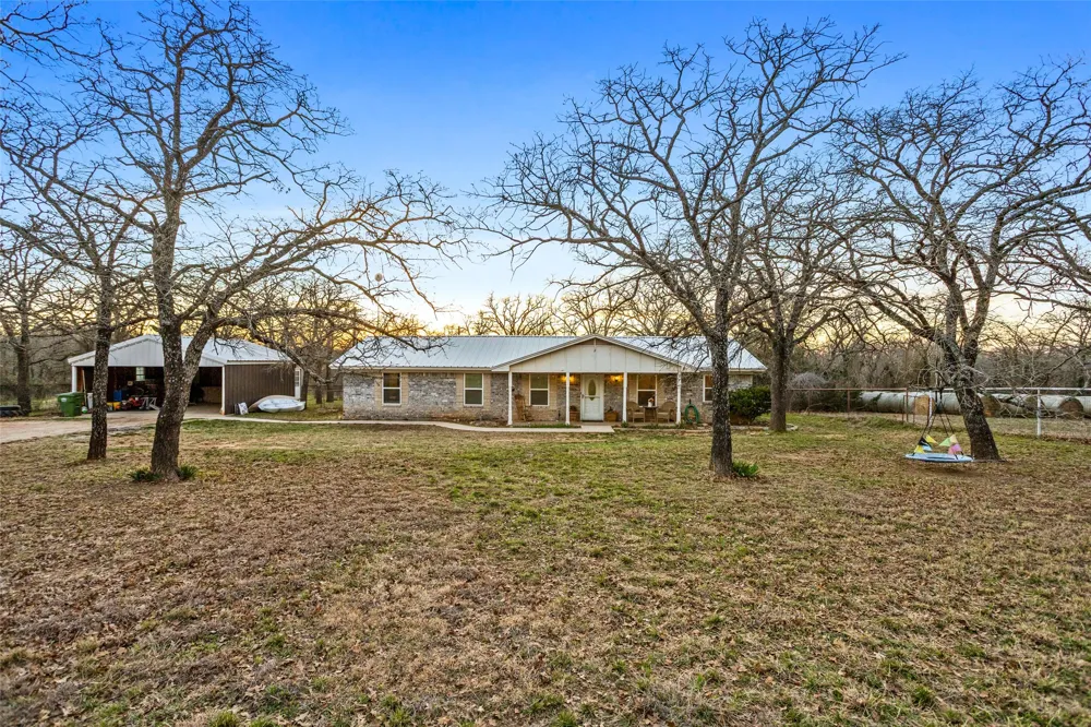 241 County Road 3689 Paradise, TX 76073