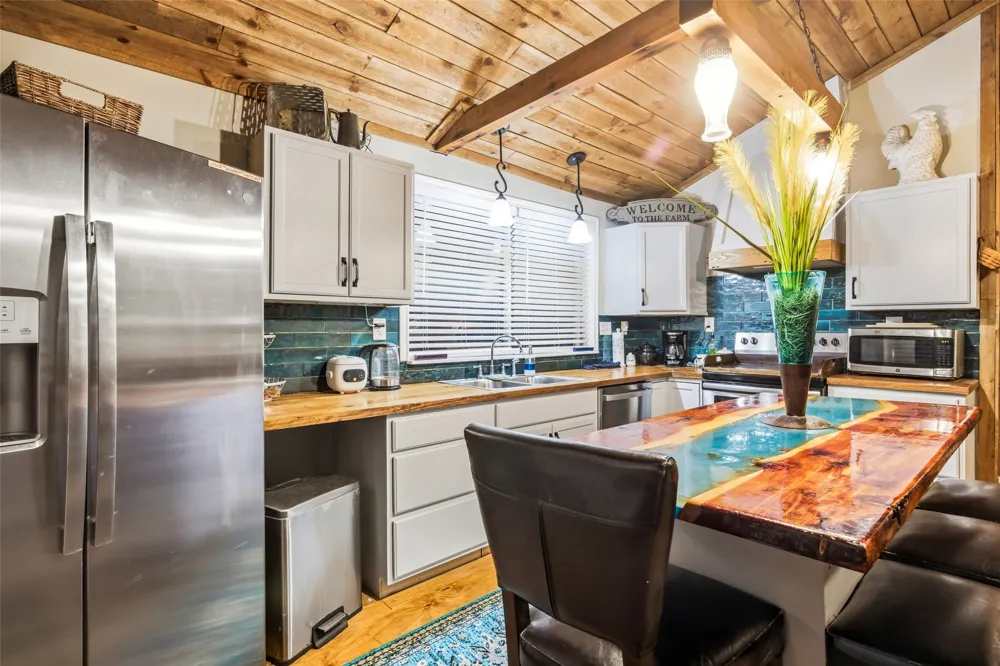 241 County Road 3689 Paradise, TX 76073