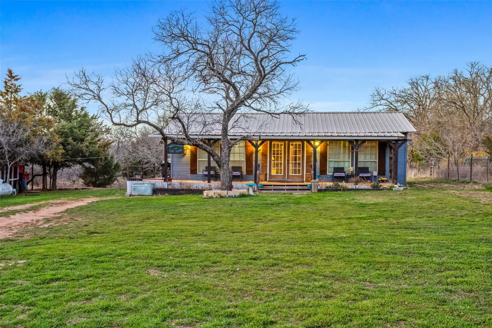 241 County Road 3689 Paradise, TX 76073