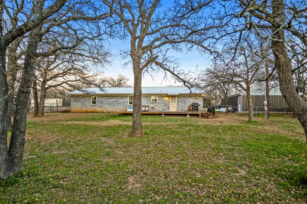 241 County Road 3689 Paradise, TX 76073
