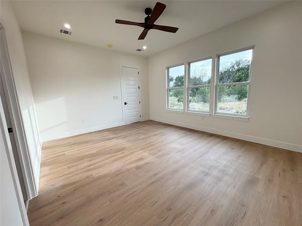 1713 Whitetail RD Horseshoe Bay, TX 78657