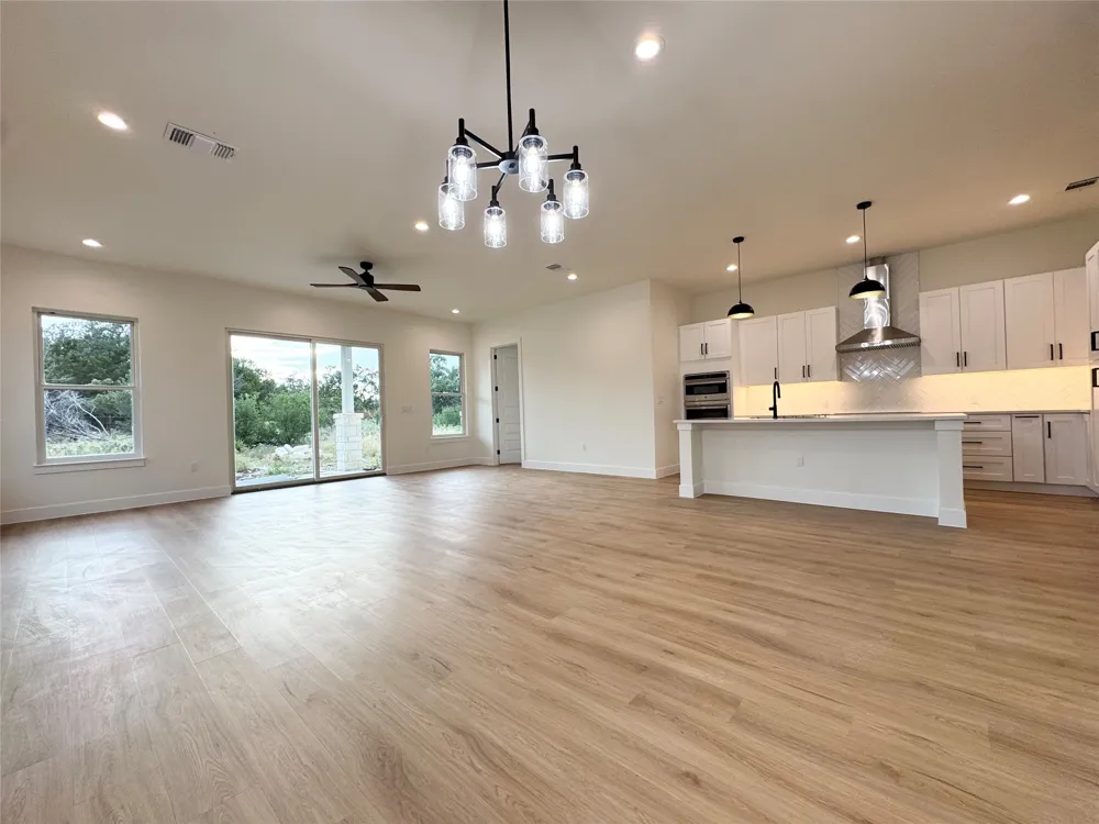 1713 Whitetail RD Horseshoe Bay, TX 78657