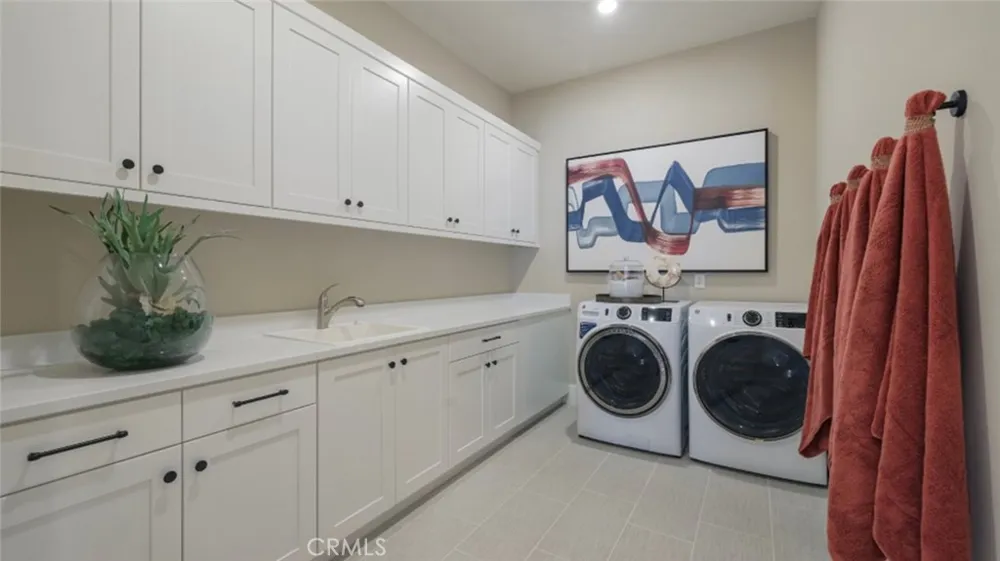 21441 Cloud Ridge Yorba Linda, CA 92887