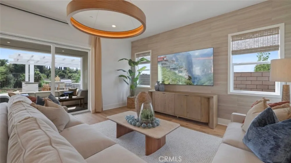 21441 Cloud Ridge Yorba Linda, CA 92887