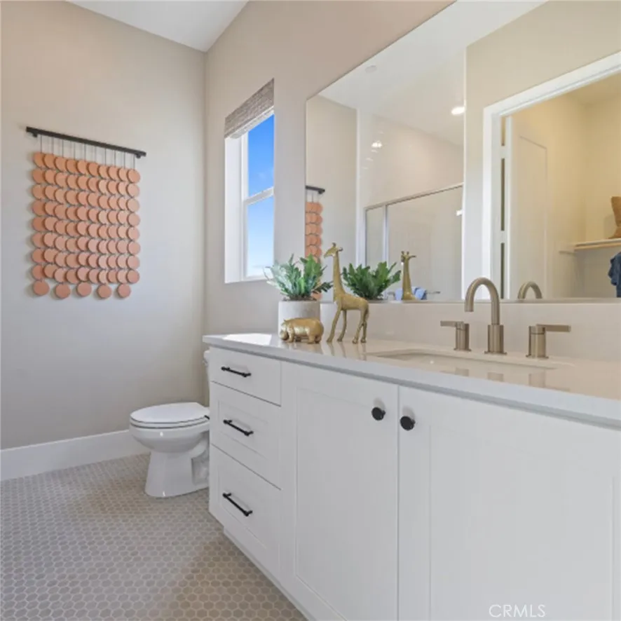 21441 Cloud Ridge Yorba Linda, CA 92887