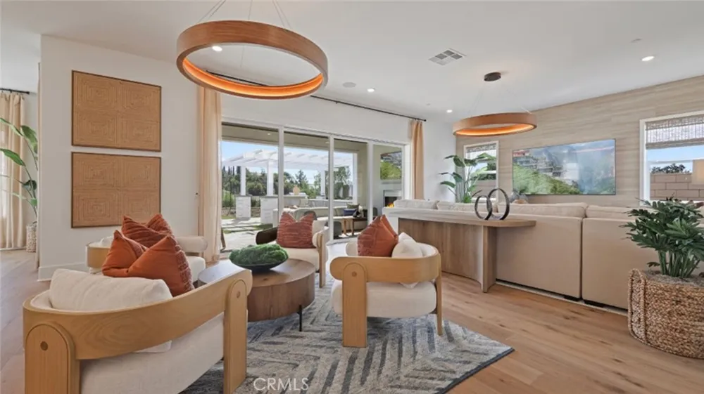 21441 Cloud Ridge Yorba Linda, CA 92887