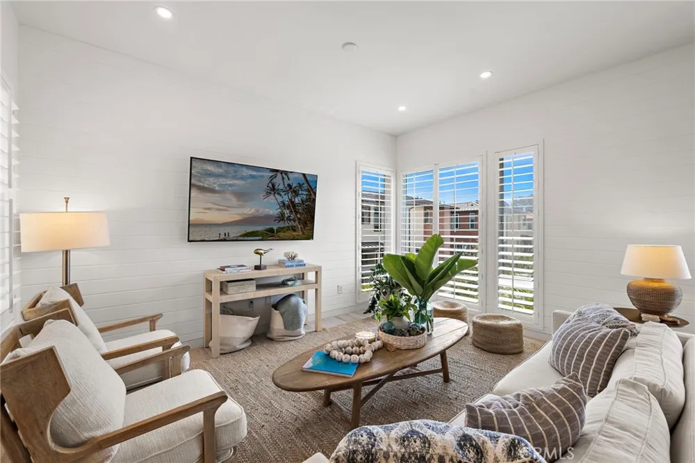 2046 Doheny Way Dana Point, CA 92629