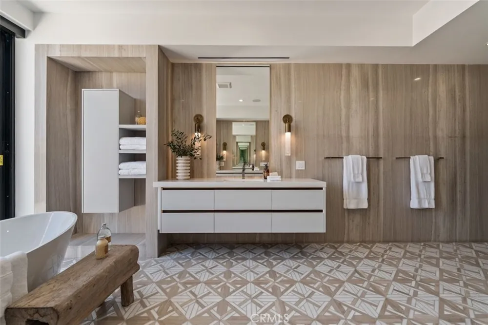3121 Old Topanga Canyon Calabasas, CA 90290