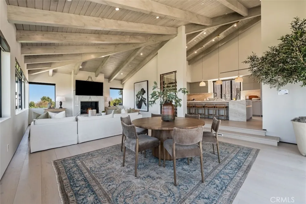 3121 Old Topanga Canyon Calabasas, CA 90290