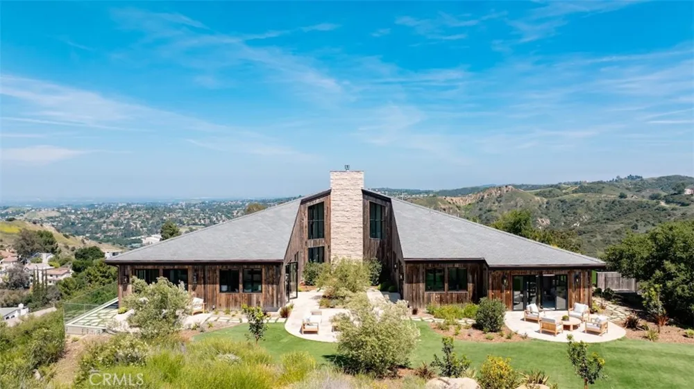 3121 Old Topanga Canyon Calabasas, CA 90290