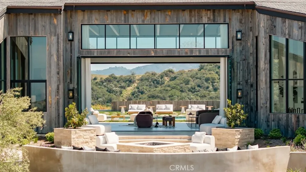 3121 Old Topanga Canyon Calabasas, CA 90290