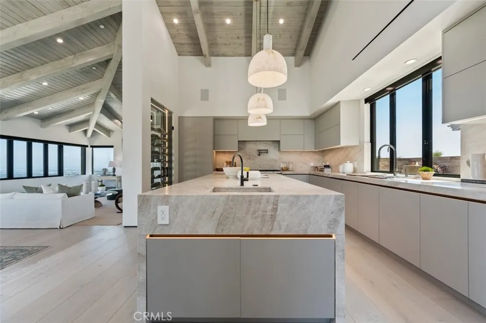 3121 Old Topanga Canyon Calabasas, CA 90290