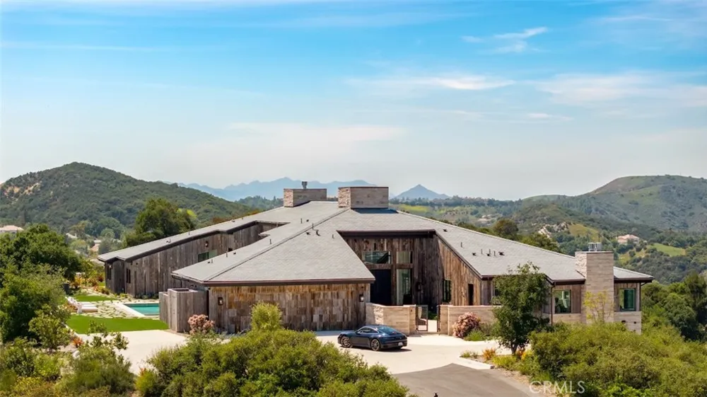3121 Old Topanga Canyon Calabasas, CA 90290