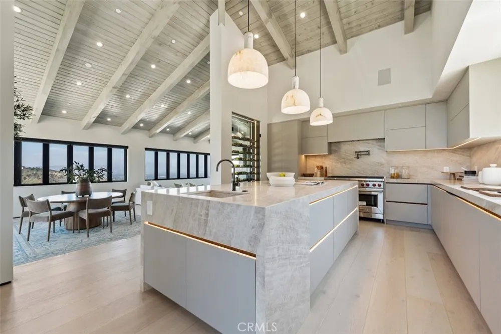 3121 Old Topanga Canyon Calabasas, CA 90290