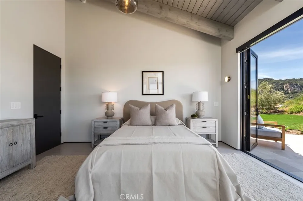 3121 Old Topanga Canyon Calabasas, CA 90290