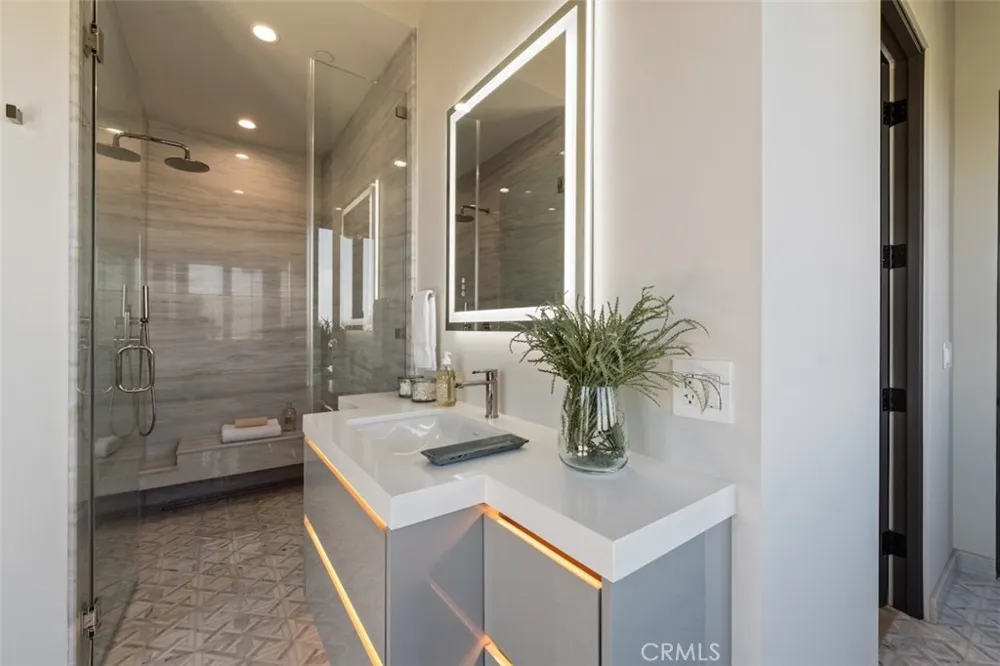 3121 Old Topanga Canyon Calabasas, CA 90290