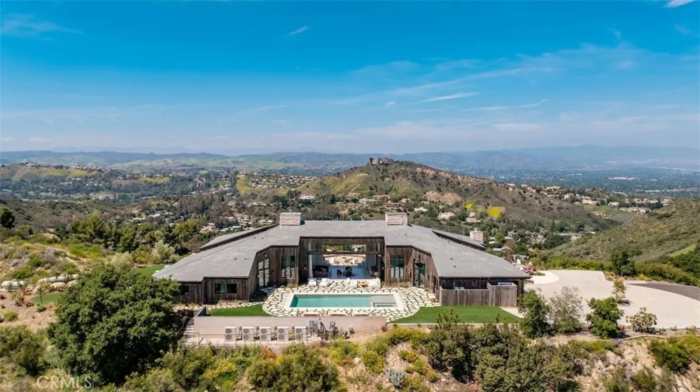 3121 Old Topanga Canyon Calabasas, CA 90290
