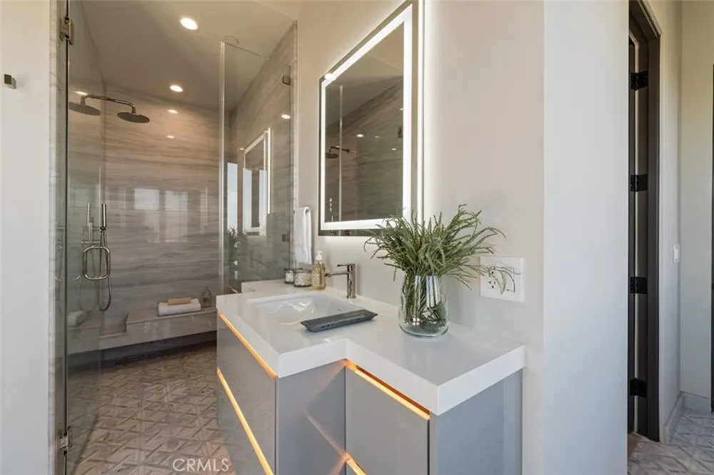 3121 Old Topanga Canyon Calabasas, CA 90290