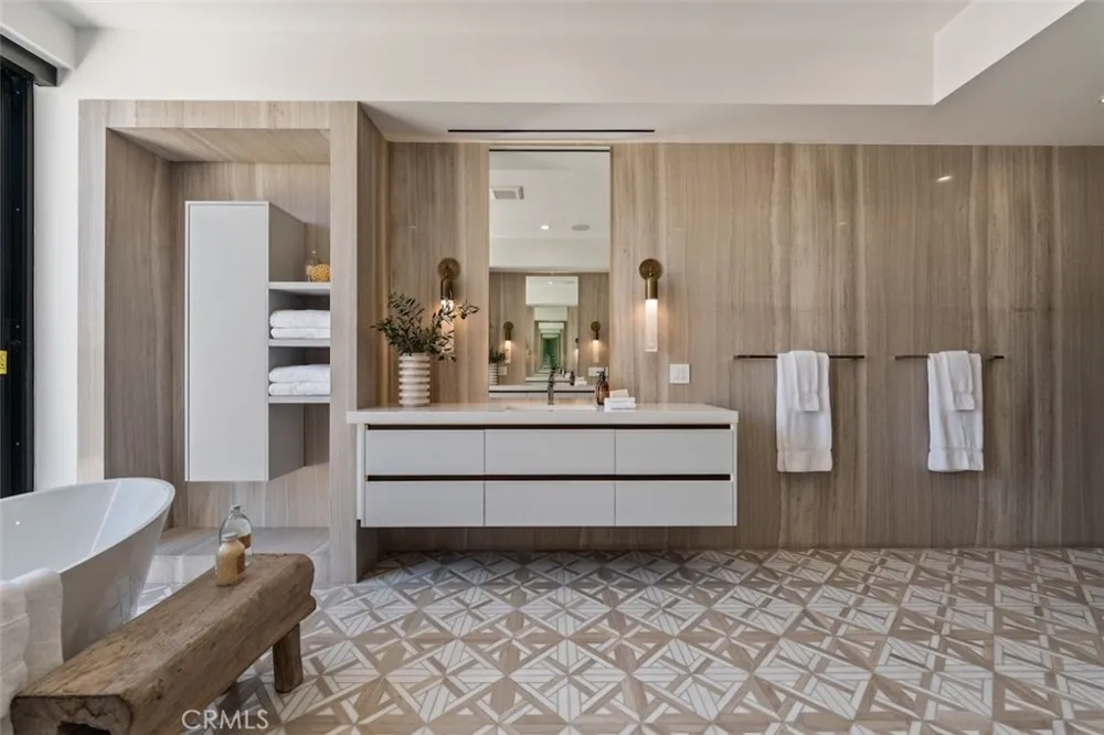 3121 Old Topanga Canyon Calabasas, CA 90290