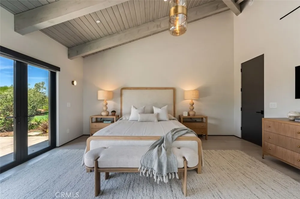 3121 Old Topanga Canyon Calabasas, CA 90290