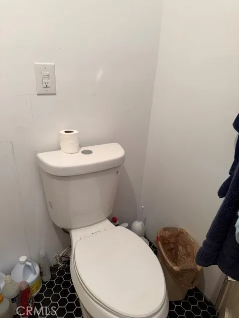 313 Desnok Needles, CA 92363