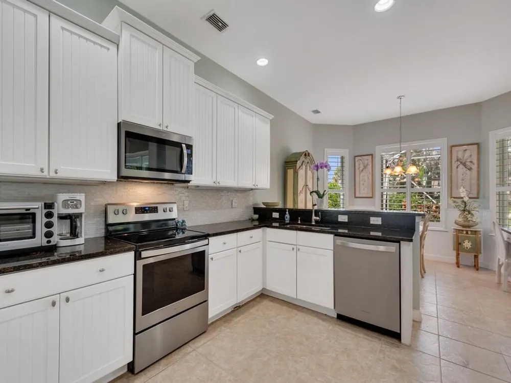6566 35th Place Vero Beach, FL 32966