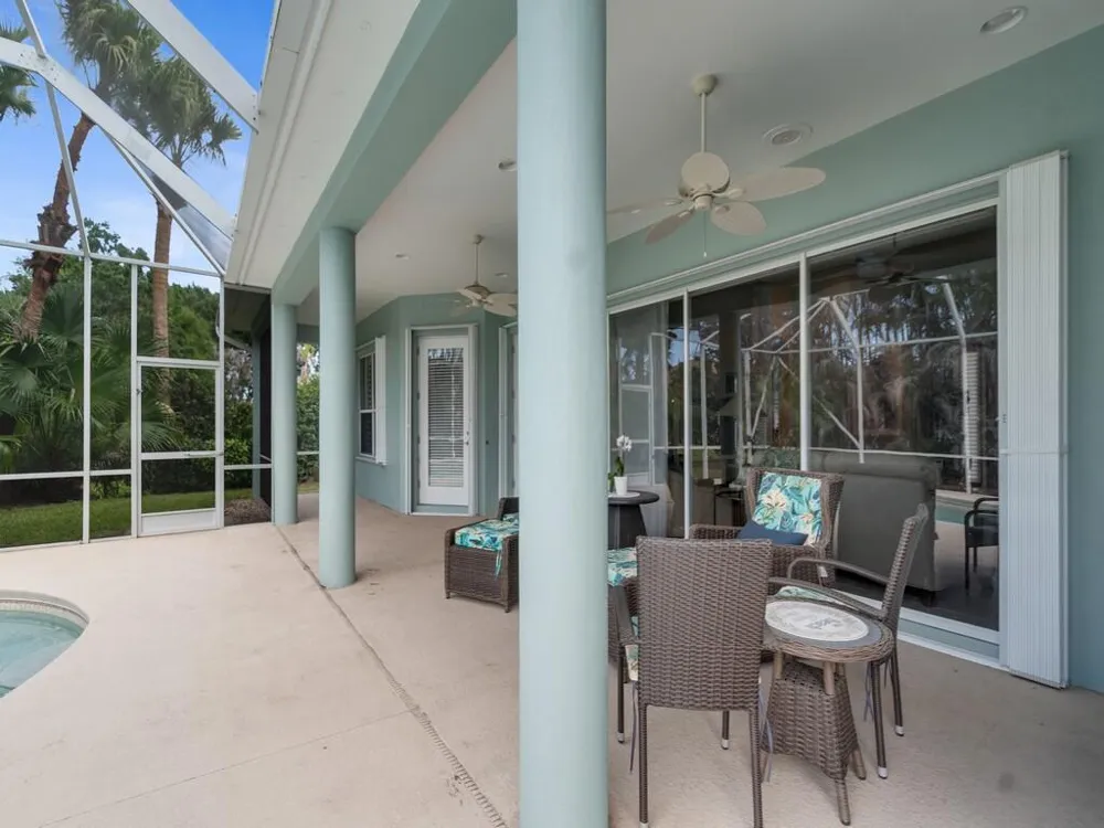 6566 35th Place Vero Beach, FL 32966