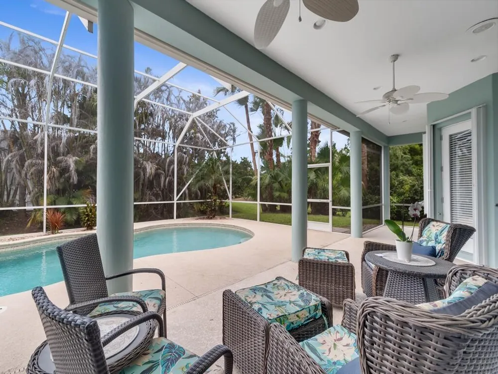 6566 35th Place Vero Beach, FL 32966