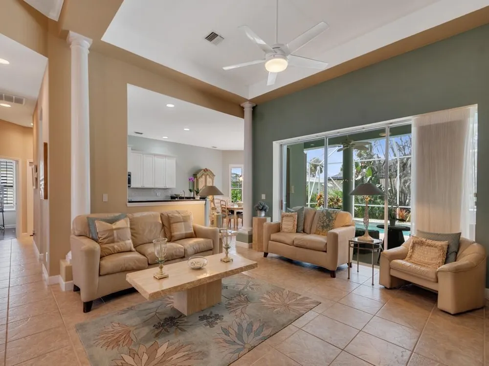 6566 35th Place Vero Beach, FL 32966