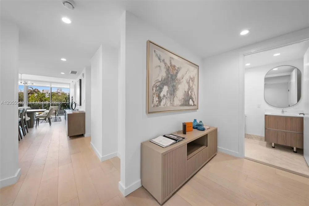 9201 E Bay Harbor Drive #302 Bay Harbor Islands, FL 33154