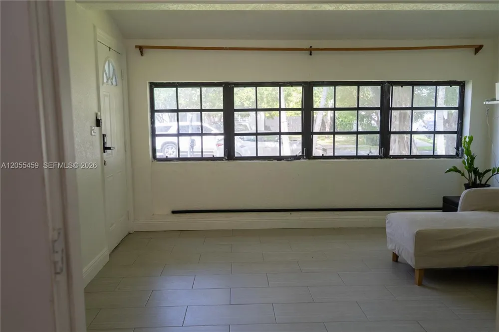 20530 Eagle Nest Rd Cutler Bay, FL 33189