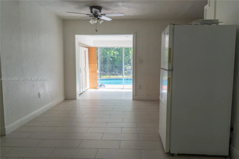 20530 Eagle Nest Rd Cutler Bay, FL 33189