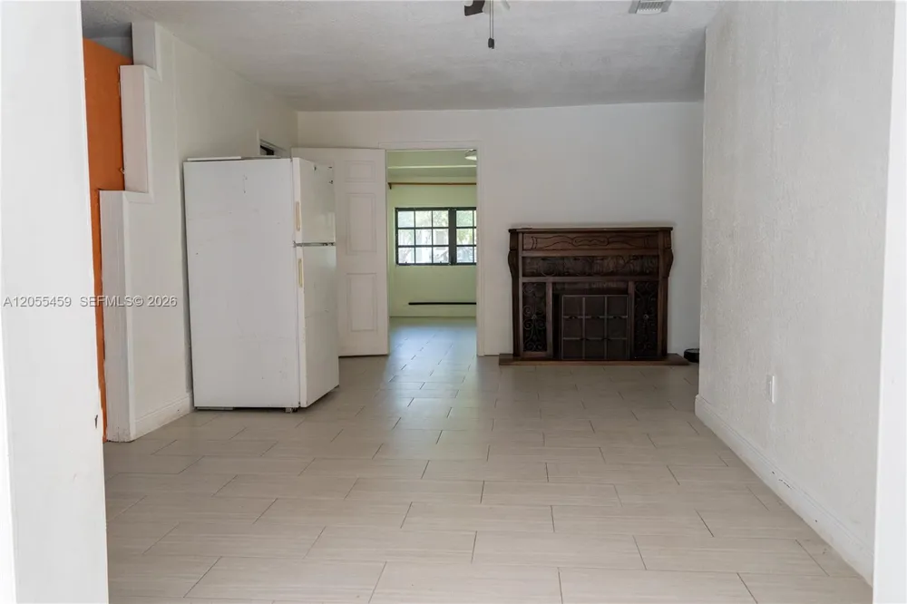 20530 Eagle Nest Rd Cutler Bay, FL 33189