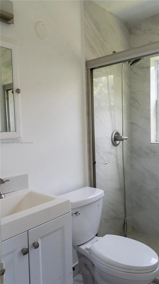 20530 Eagle Nest Rd Cutler Bay, FL 33189