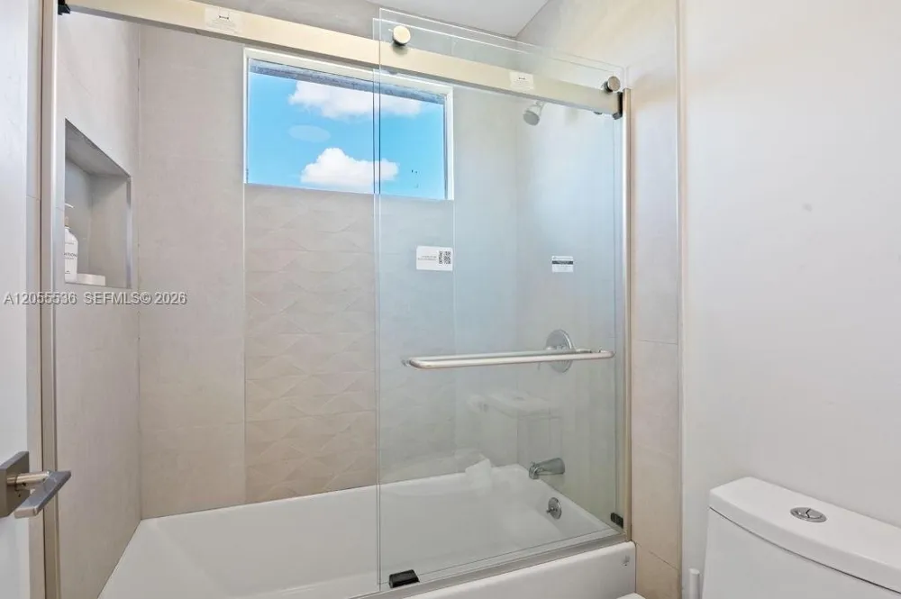 3846 W Gardenia Ave Weston, FL 33332